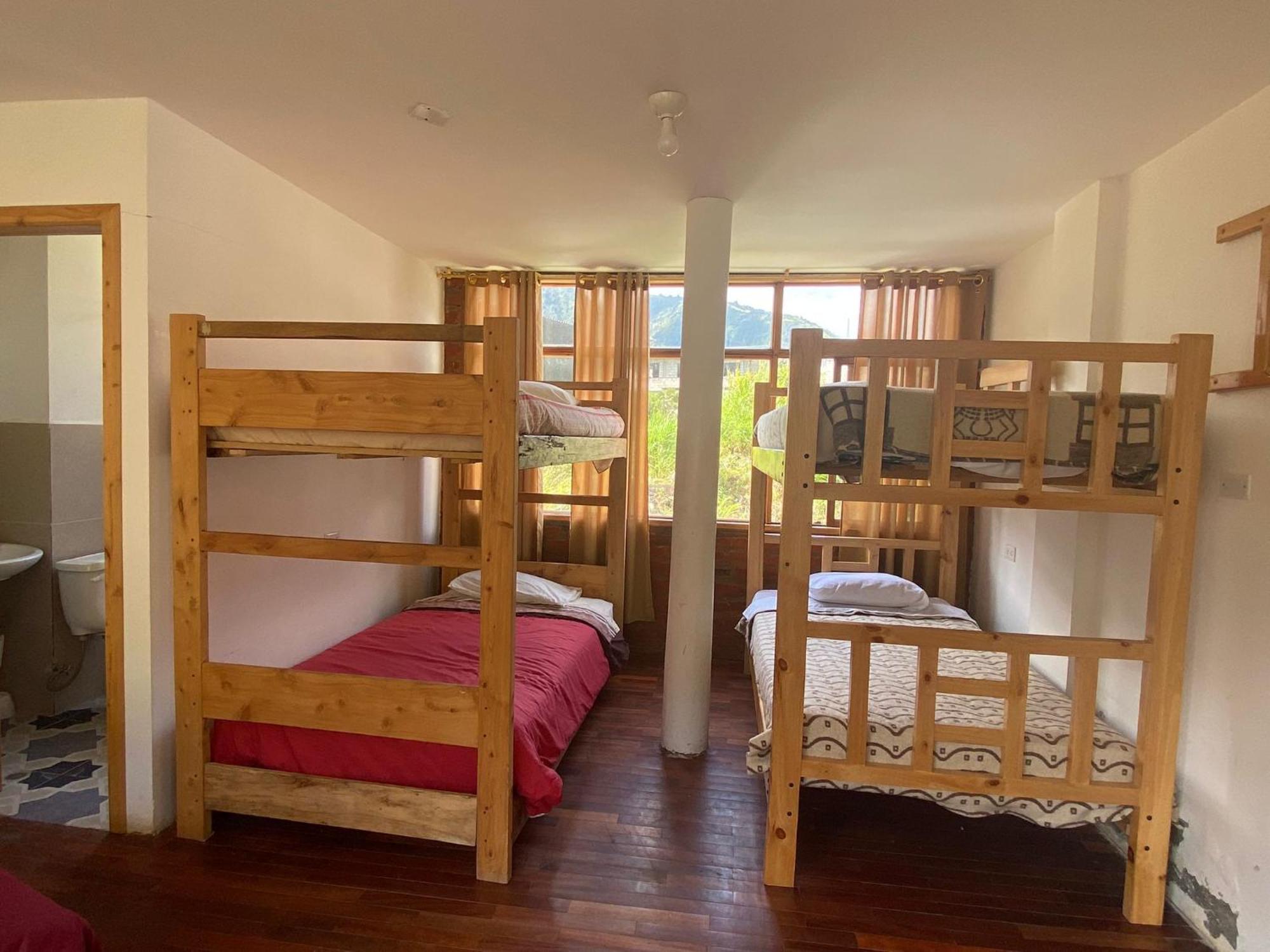 Backpackers-Balcones-River-Lodge Baños Buitenkant foto
