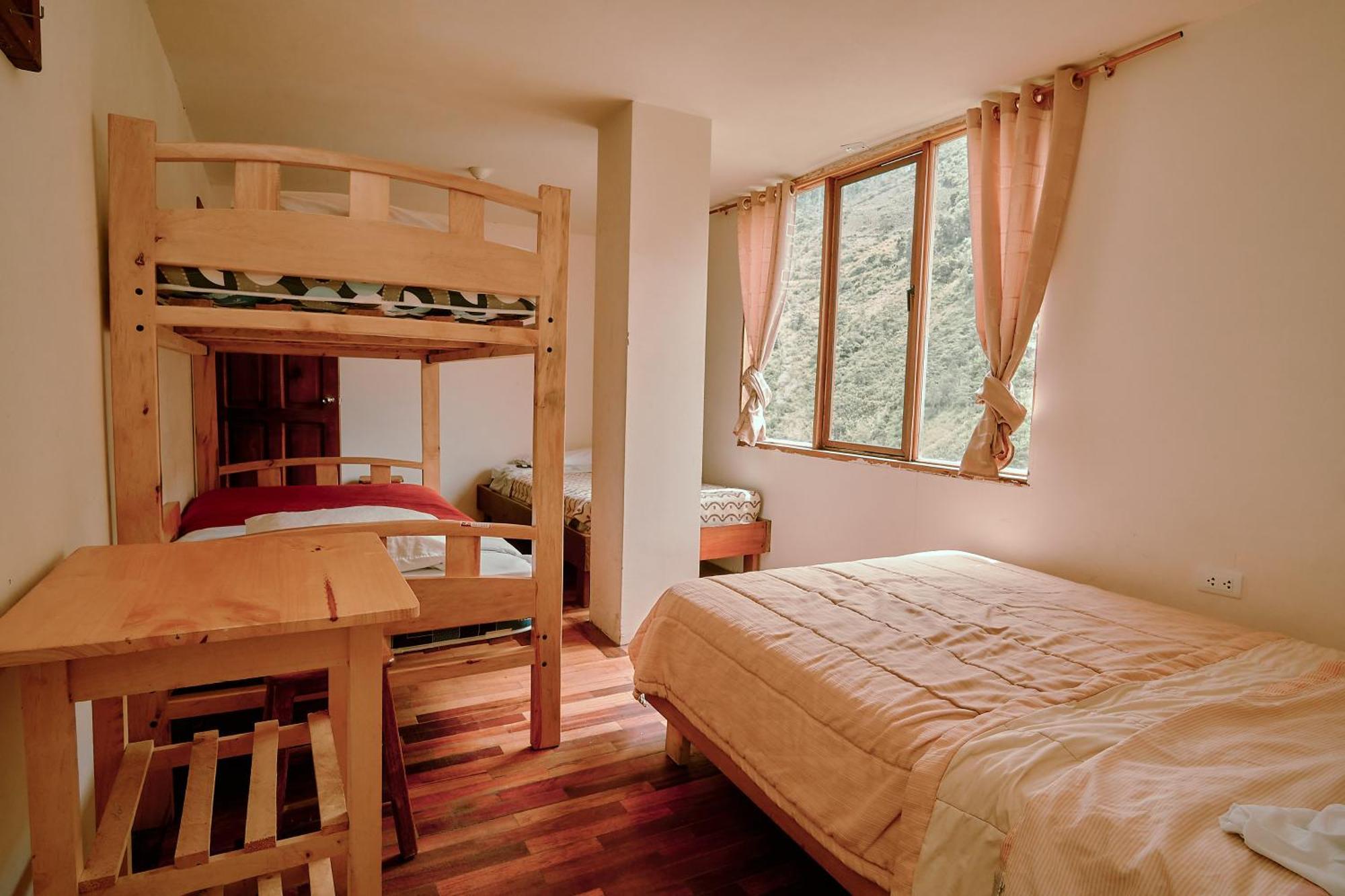 Backpackers-Balcones-River-Lodge Baños Buitenkant foto