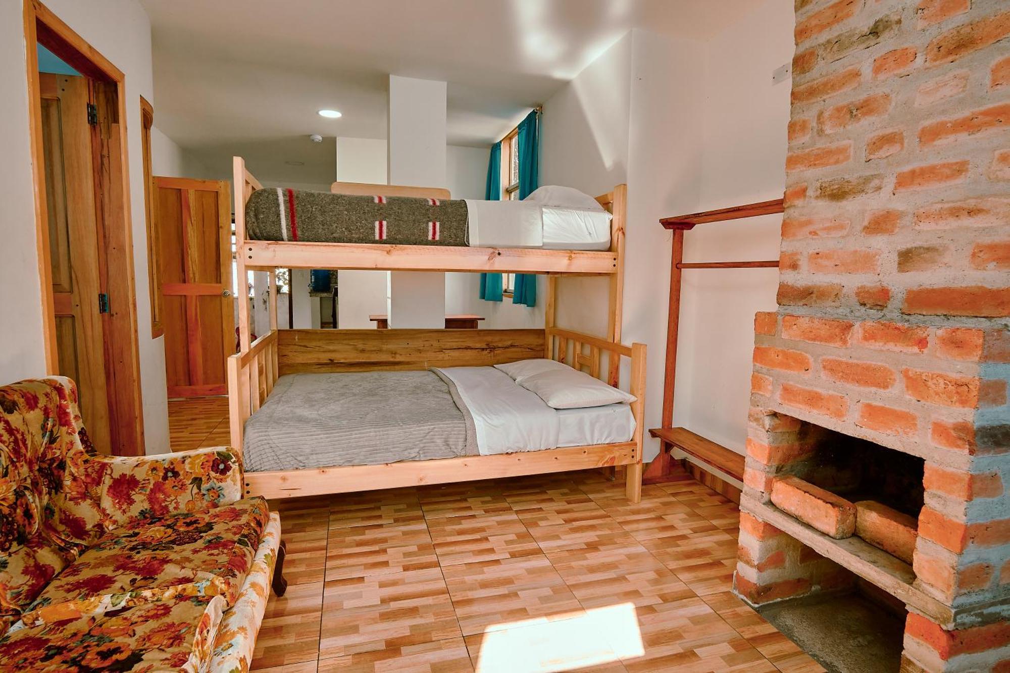 Backpackers-Balcones-River-Lodge Baños Buitenkant foto