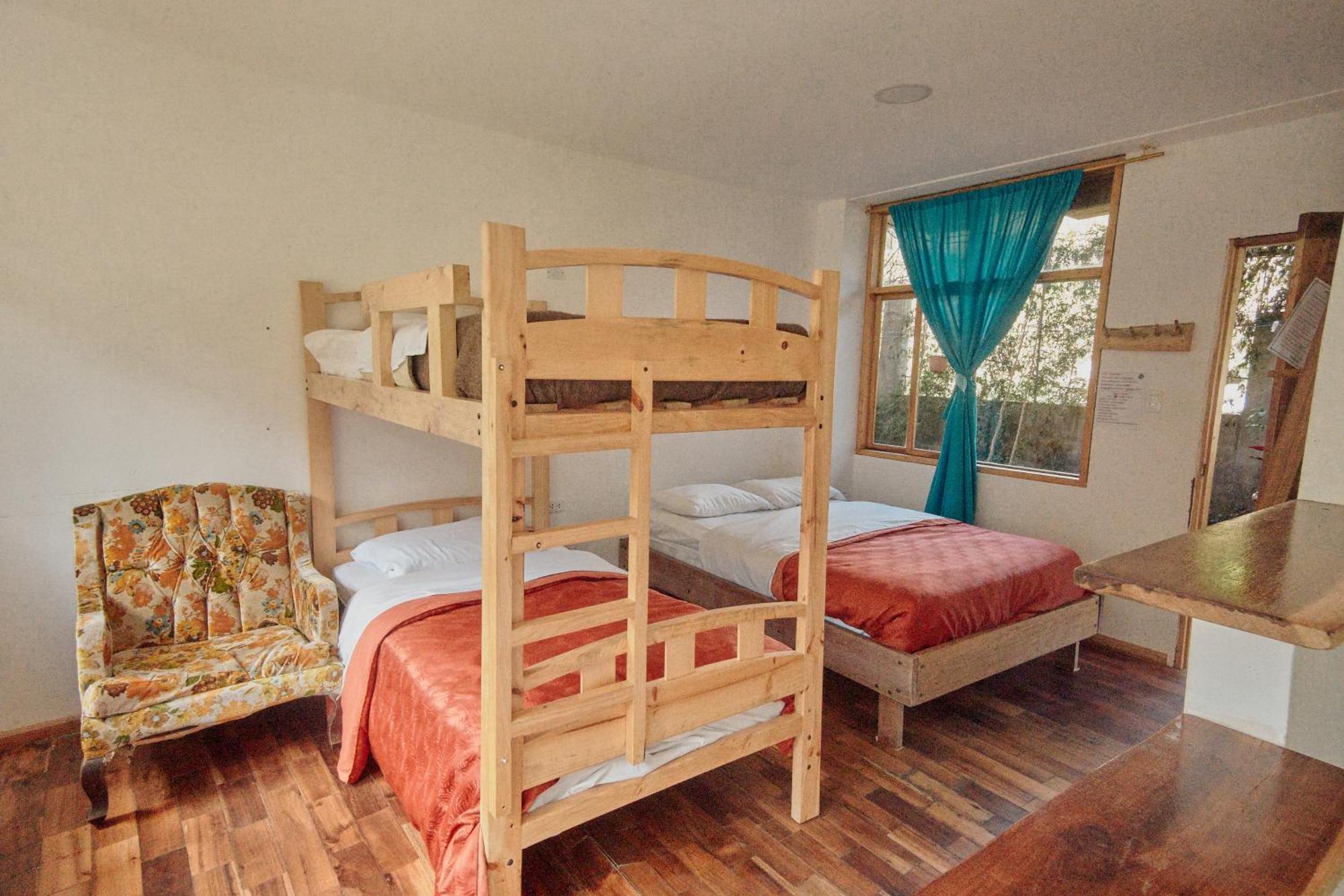 Backpackers-Balcones-River-Lodge Baños Buitenkant foto