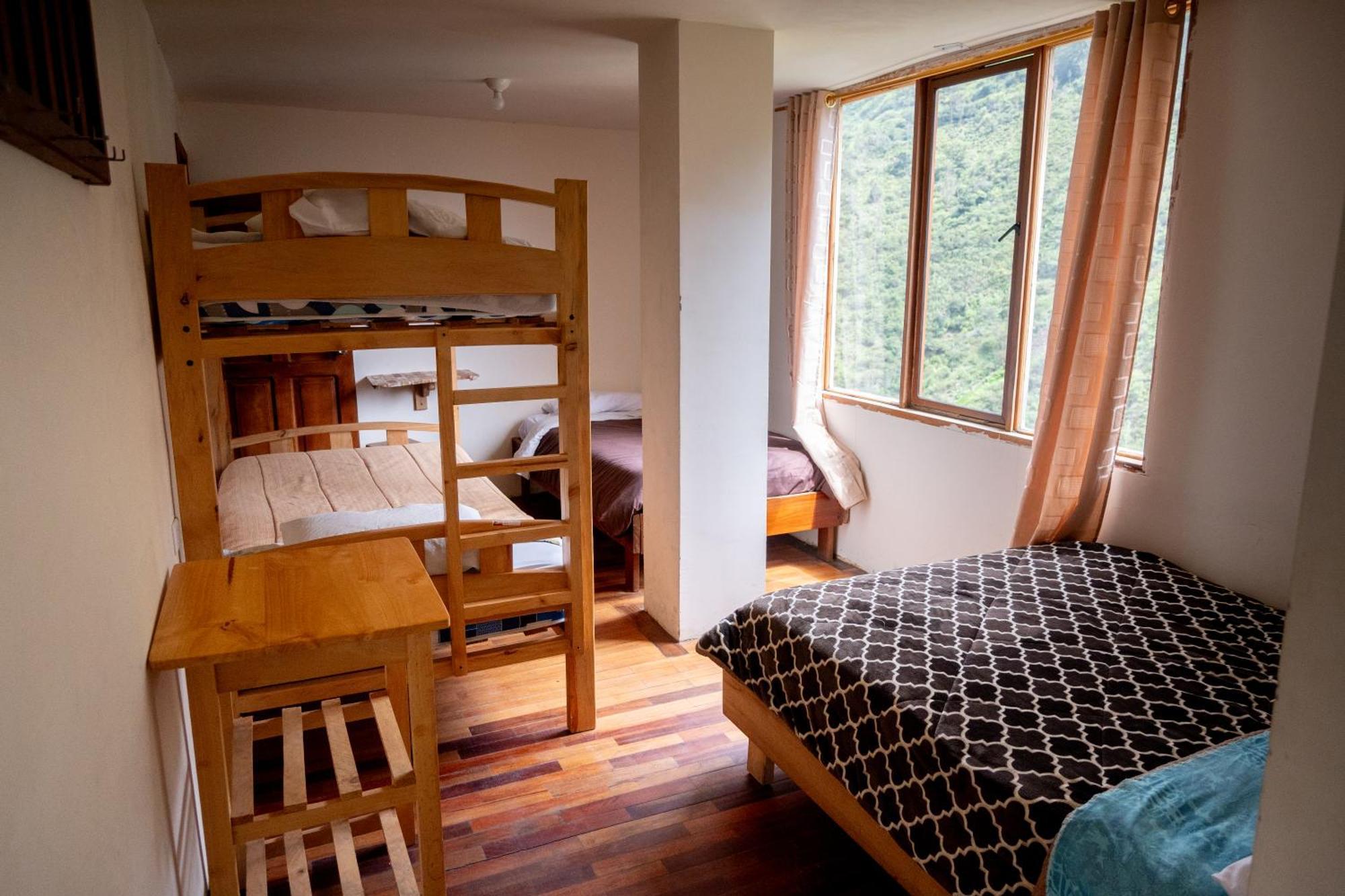 Backpackers-Balcones-River-Lodge Baños Buitenkant foto